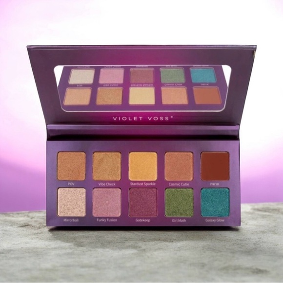 Violet Voss Other - Violet Voss Disco Drip Eye Shadow Palette